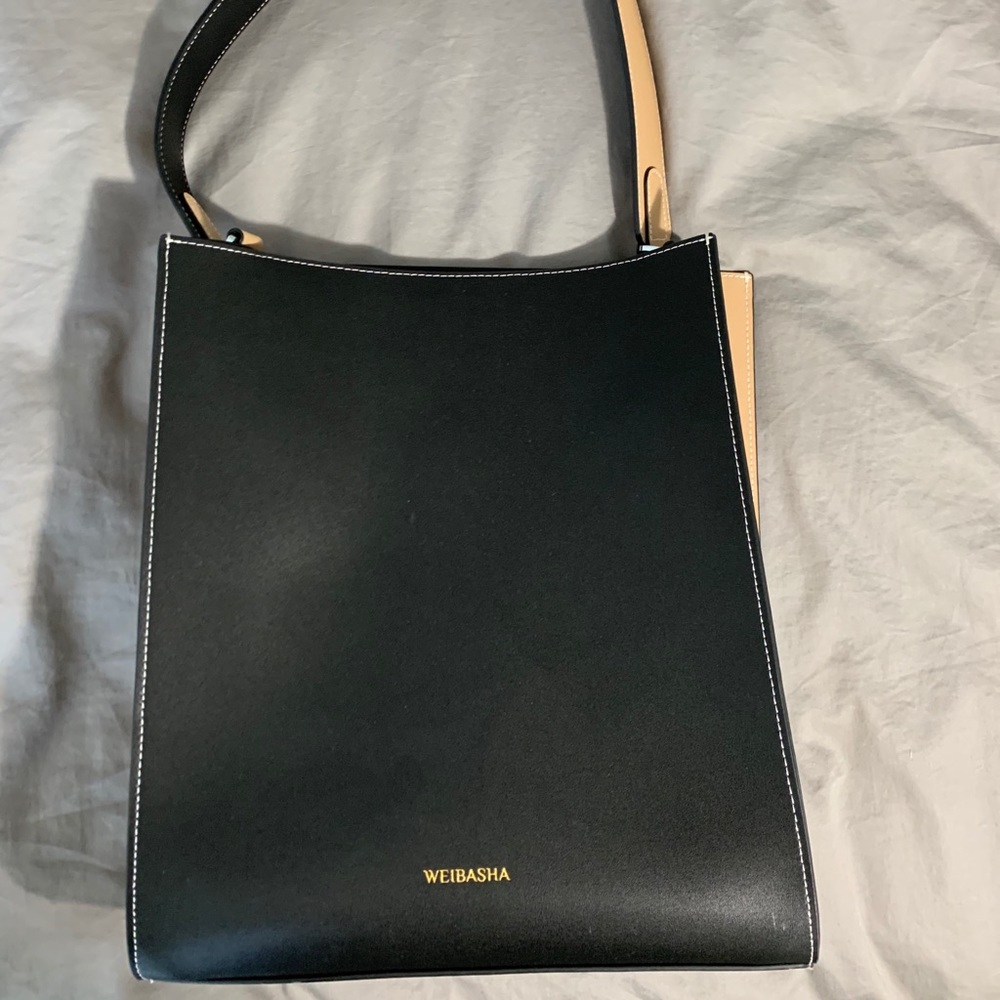 Black and Tan shoulder bag